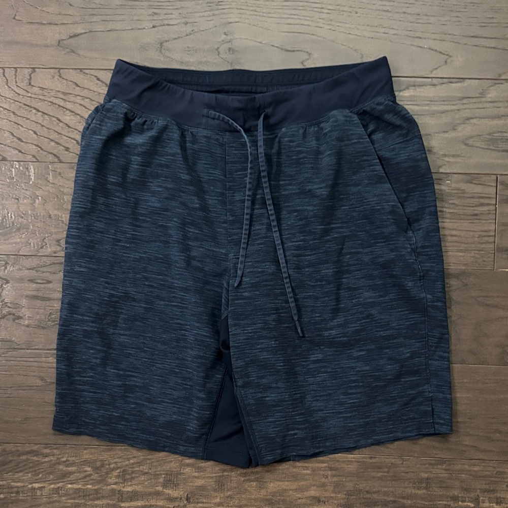 Lululemon Men's Pace Breaker Shorts - Navy Heather - Size Medium 9” Inseam